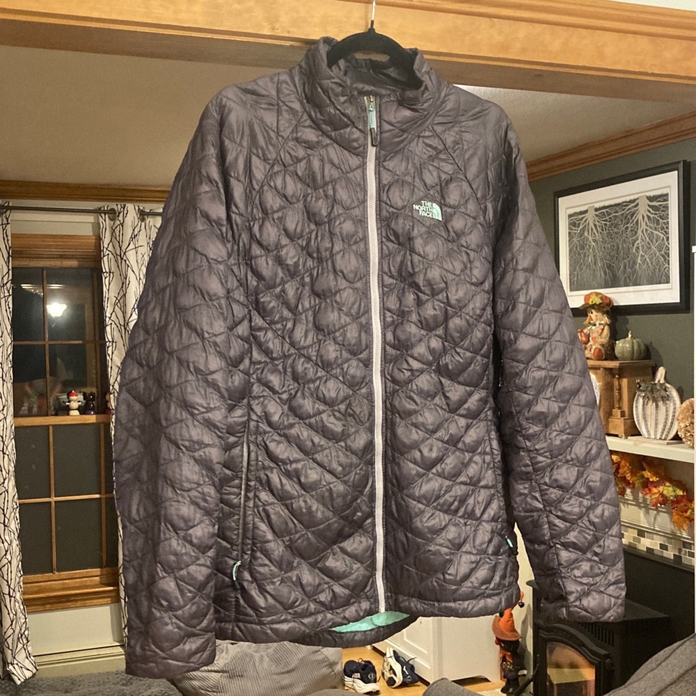 The North Face Purple Thermoball Full Zip Women’s Jacket Size XL
